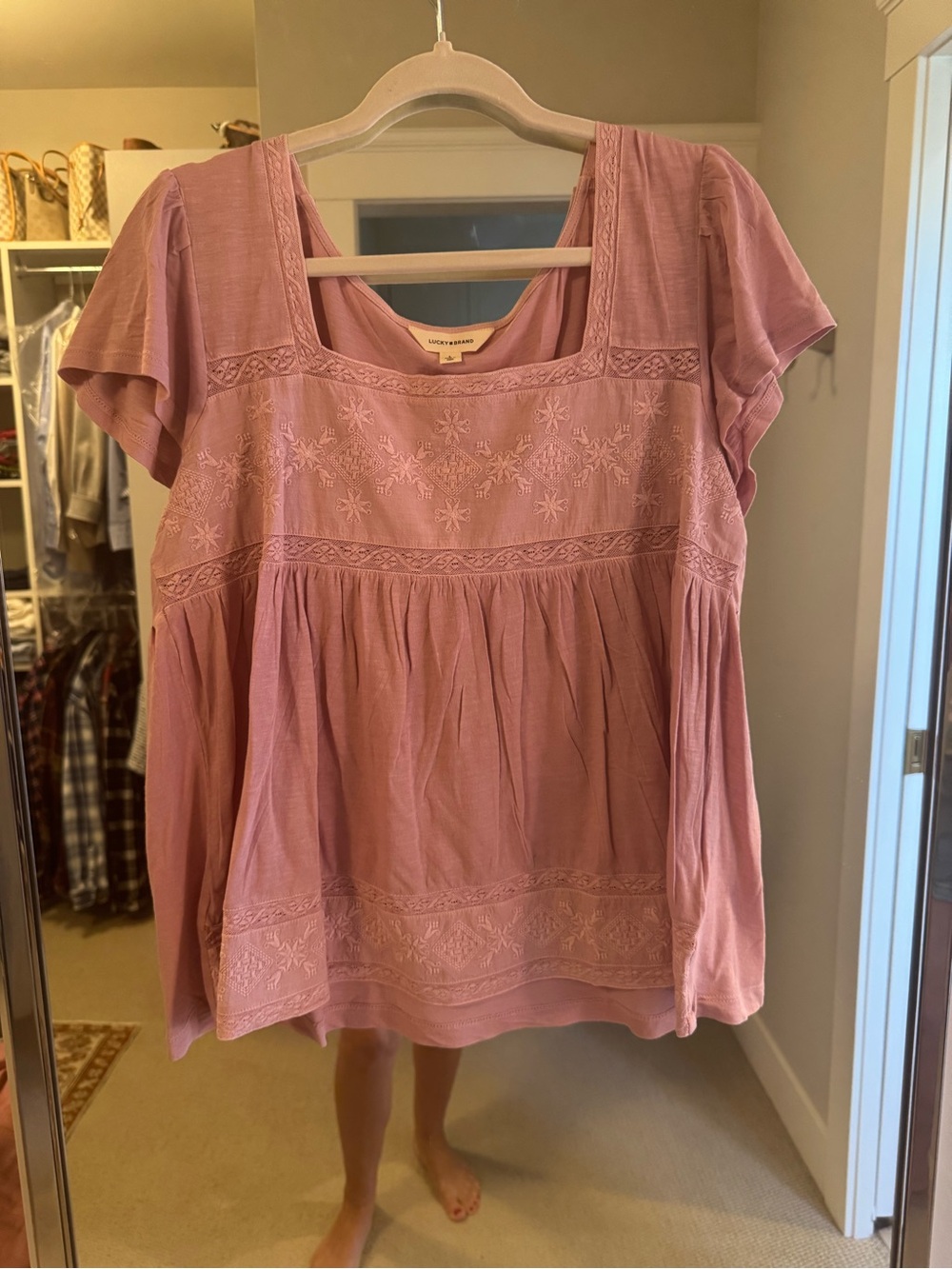 Lucky Brand Dusty Rose Embroidered Flutter Sleeve Top never worn